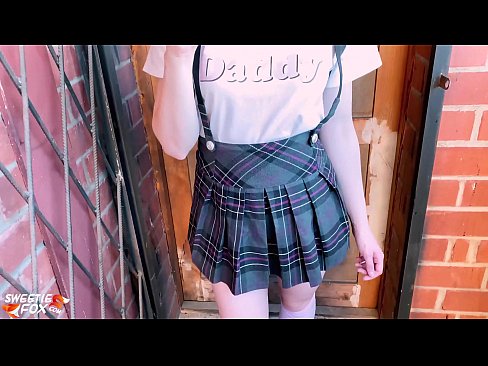 ❤️ Schoolgirl ດູດ dick ຂອງນາງເລິກແລະ fucks ແທນທີ່ຈະຫ້ອງຮຽນ. ️❌ ໜັງໂປ້ ຢູ່ພວກເຮົາ ❤
